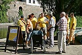 Flossrundfahrt auf Moldau und Kletterwand im Stadtpark, Tag mit Handicap - Tag ohne Barrieren, 9. und 10. September 2006, Foto: © 2006 Lubor Mrázek 