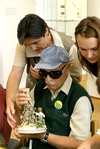 Spezielle Besichtigungen der Stadt Český Krumlov für Leute mit Behinderungen, Tag mit Handicap - Tag ohne Barrieren, 9. und 10. September 2006, Foto: © 2006 Lubor Mrázek