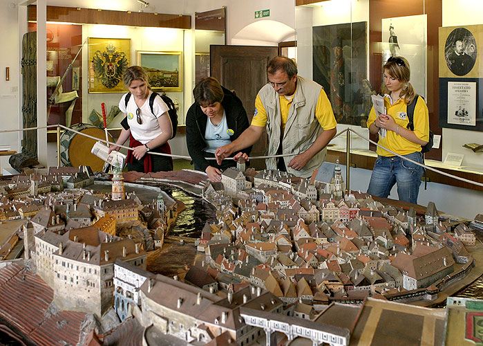 Spezielle Besichtigungen der Stadt Český Krumlov für Leute mit Behinderungen, Tag mit Handicap - Tag ohne Barrieren, 9. und 10. September 2006, Foto: © 2006 Lubor Mrázek