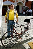 Programm auf dem Hauptplatz Náměstí Svornosti in Český Krumlov, Tag mit Handicap - Tag ohne Barrieren, 9. und 10. September 2006, Foto: © 2006 Lubor Mrázek 