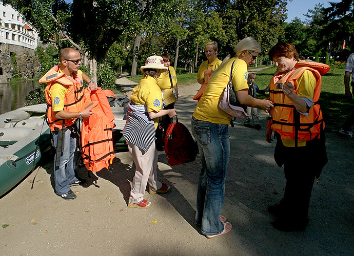 Besuch der Partner und Leuten mit Behinderungen von Oberösterreich, Tag mit Handicap - Tag ohne Barrieren, 9. und 10. September 2006, Foto: © 2006 Lubor Mrázek