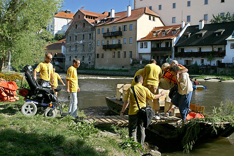 Besuch der Partner und Leuten mit Behinderungen von Oberösterreich, Tag mit Handicap - Tag ohne Barrieren, 9. und 10. September 2006, Foto: © 2006 Lubor Mrázek