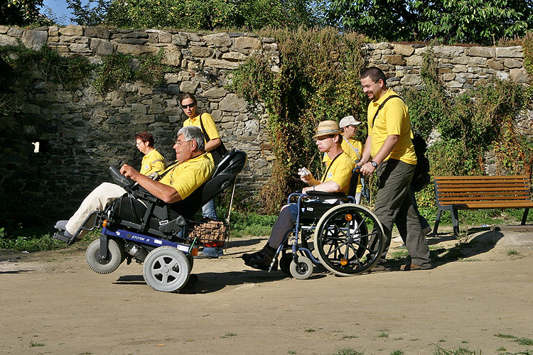 Návštěva partnerů a handicapovaných z Horního Rakouska, Den s handicapem - Den bez bariér, 9. a 10. září 2006, foto: © 2006 Lubor Mrázek