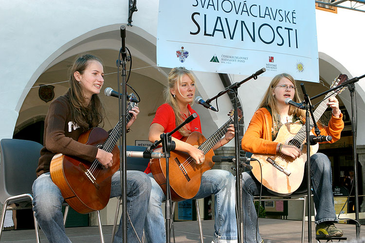 Koncert hvězd - hrají úspěšní účastníci letošní Dětské Porty, Svatováclavské slavnosti v Českém Krumlově, 28.9. - 1.10.2006, foto: © Lubor Mrázek