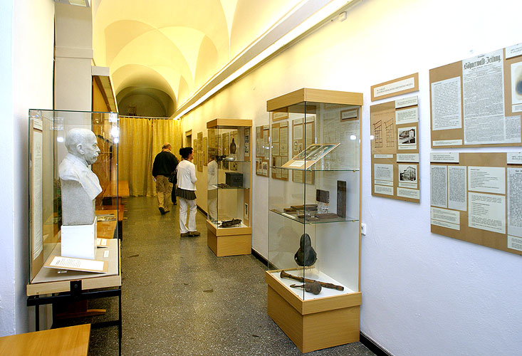 Regionalmuseum in Český Krumlov, Dlouhá-Gasse, St.-Wenzels-Nacht der geöffneten Museen und Galerien, St.-Wenzels-Fest in Český Krumlov, 28.9. - 1.10.2006, Foto: © Lubor Mrázek