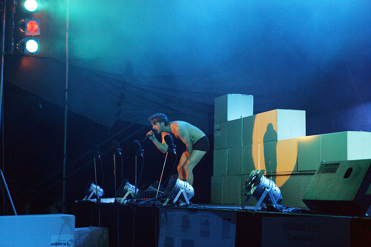 Benefiční koncert The Wall 2006, Den s handicapem - Den bez bariér, 9. 2006, foto: © 2006 Libor Sváček