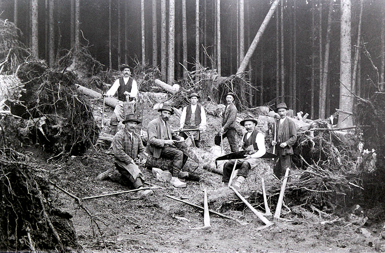 Zvonková (Glöckelberg) - výstava na místě, kudy procházely dějiny, někdejší obyvatelé, reprofoto: Othmar Hanke