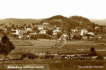 Glöckelberg (Zvonková) – Austellung am Ort der Geschichte, Gemainde, Foto: Josef Seidel 