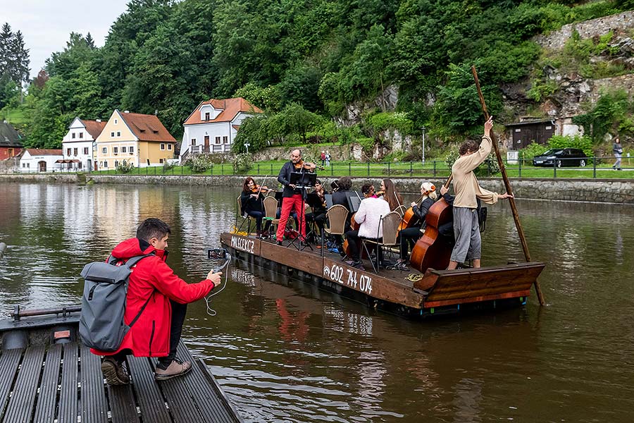 Krumlovský slunovrat 19. - 21. 6. 2020