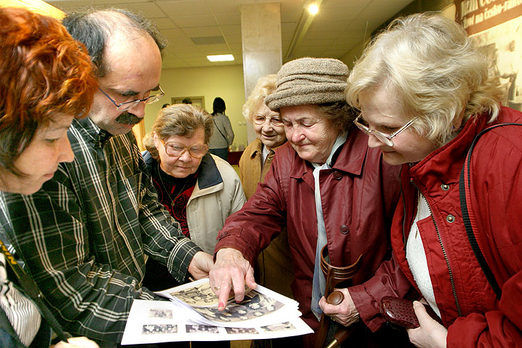 Vernisáž výstavy „Jižní Čechy známé a zapomenuté“, 10.3.3007, Městský úřad v Českém Krumlově, Kaplická 439, foto: © 2007 Lubor Mrázek