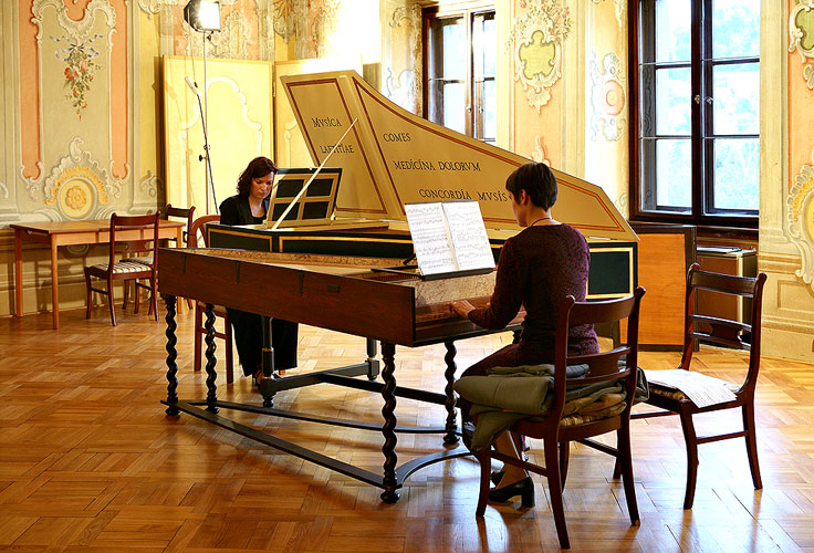 Johan Sebastian Bach and sons, Edita Keglerová and Iva Štrynclová - harpsichod, Prelatura - Prokyš Hall, 4.7.2007, Festival of Chamber Music Český Krumlov, photo: © 2007 Lubor Mrázek