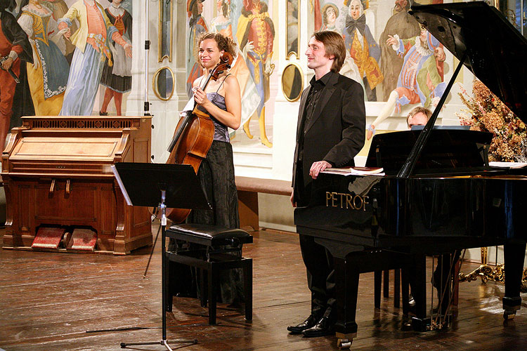 Josef Suk and his friends, Josef Suk - violin, Miroslav Violoncello Recital, Anita Leuzinger - violoncello, Anton Kernjak - piano, Masquerade hall of chateau Český Krumlov, 6.7.2007, Festival of Chamber Music Český Krumlov, photo: © 2007 Lubor Mrázek