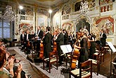 Jihočeská komorní filharmonie, Jan Páleníček - violoncello, Stanislav Vavřínek - dirigent, Maškarní sál zámku Český Krumlov, 7.7.2007, Festival komorní hudby Český Krumlov, foto: © 2007 Lubor Mrázek 