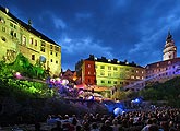 Carl Orff: Carmina Burana, Südliche Schloss-terrassen, 20.7.2007, Internationales Musikfestival Český Krumlov, Bildsquelle: © Auviex s.r.o., Foto: Libor Sváček 