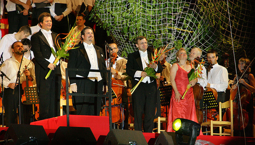 Carl Orff: Carmina Burana, Jižní terasy zámku, 20.7.2007, Mezinárodní hudební festival Český Krumlov, zdroj: © Auviex s.r.o., foto: Libor Sváček