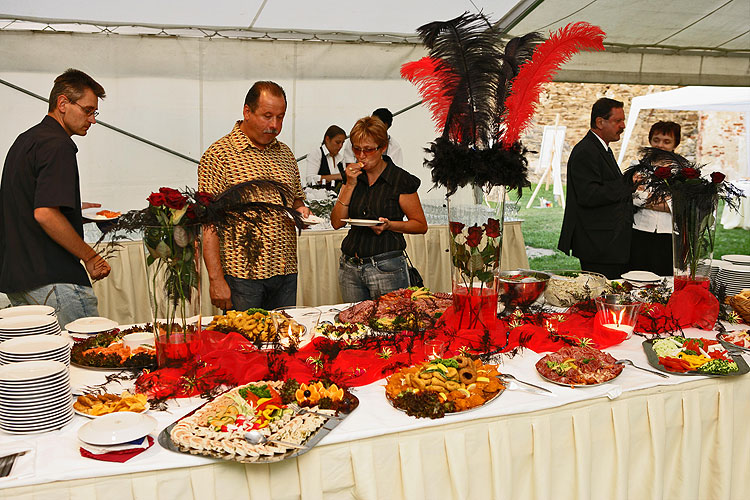 French Night - Music and sweet specialities of France, Brewery Garden, 28.7.2007, International Music Festival Český Krumlov, source: © Auviex s.r.o., photo: Libor Sváček