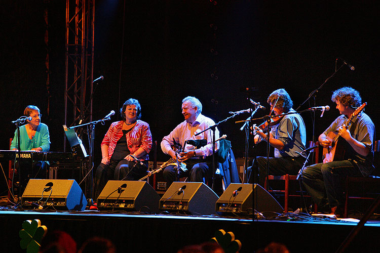 Irish night, Brewery Garden, 11.8.2007, International Music Festival Český Krumlov, source: Auviex s.r.o., photo: Libor Sváček