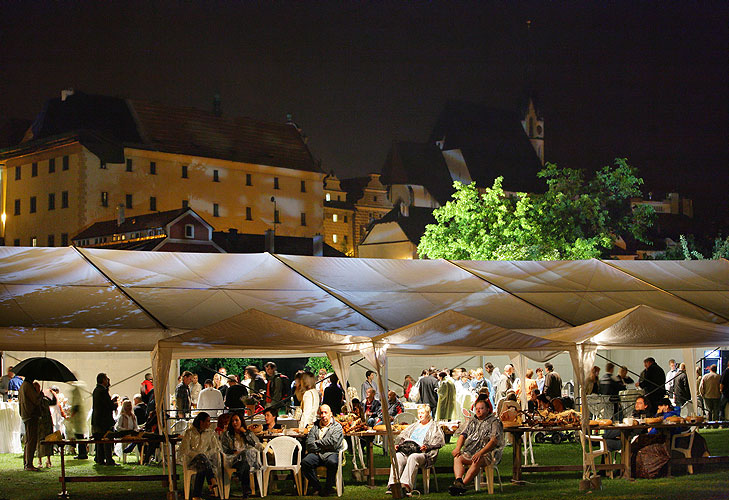 Irish night, Brewery Garden, 11.8.2007, International Music Festival Český Krumlov, source: Auviex s.r.o., photo: Libor Sváček