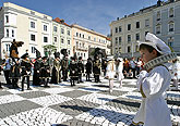 Krumlovští žáci jako živé šachy, fotbalisté jako vítězové v Gmundenu, 22.9.2007, foto: © 2007 Lubor Mrázek 