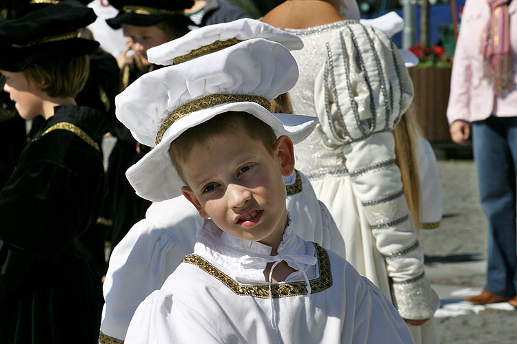 Krumauer Schüler als lebende Schachfiguren, Fußballspieler als Sieger in Gmunden, 22.9.2007, Foto: © 2007 Lubor Mrázek