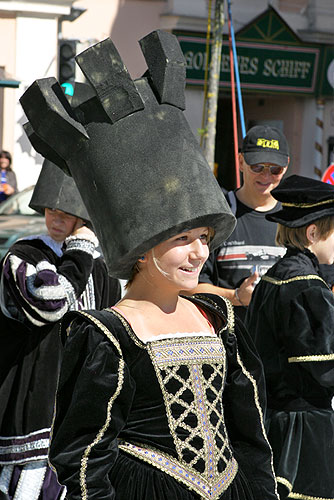 Krumauer Schüler als lebende Schachfiguren, Fußballspieler als Sieger in Gmunden, 22.9.2007, Foto: © 2007 Lubor Mrázek