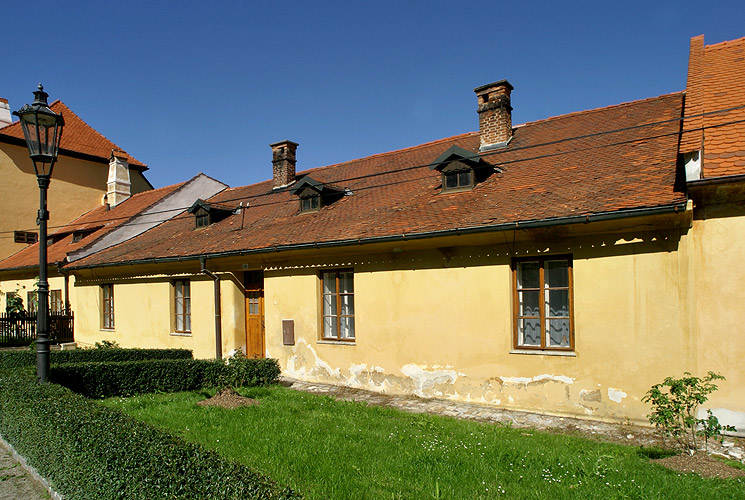 Zámek č.p. 195, září 2007, foto: © 2007 Lubor Mrázek