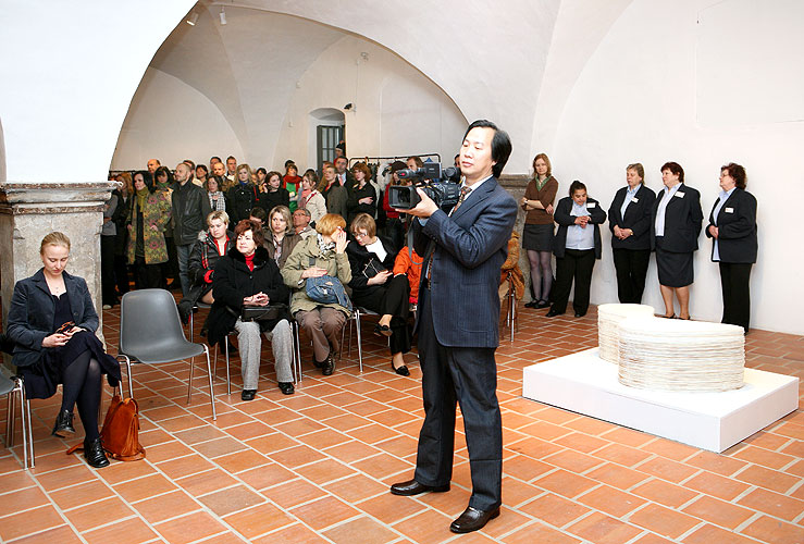 Opening of the exhibitions in Egon Schiele Art Centrum:  Opera in paintings, Traditional Chinese Landscape Painting, Young Artists from China 2008, Jindřich Štreit and Jiří Surůvka, 4. April 2008, photo by: © 2008 Lubor Mrázek