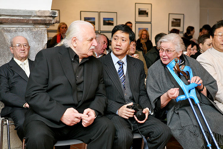 Opening of the exhibitions in Egon Schiele Art Centrum:  Opera in paintings, Traditional Chinese Landscape Painting, Young Artists from China 2008, Jindřich Štreit and Jiří Surůvka, 4. April 2008, photo by: © 2008 Lubor Mrázek