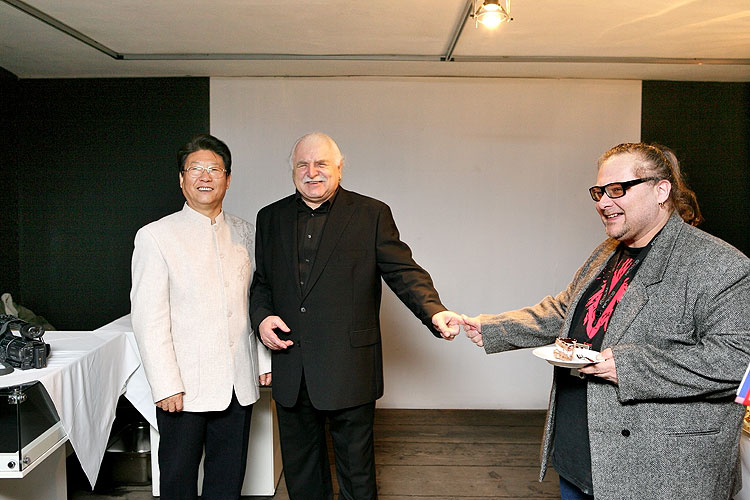 Vernisáž výstav v Egon Schiele Art Centru: Opera v obrazech, Tradiční čínská krajinomalba, Mladí umělci z Číny 2008, Jindřich Štreit a Jiří Surůvka, 4. dubna 2008, foto: © 2008 Lubor Mrázek