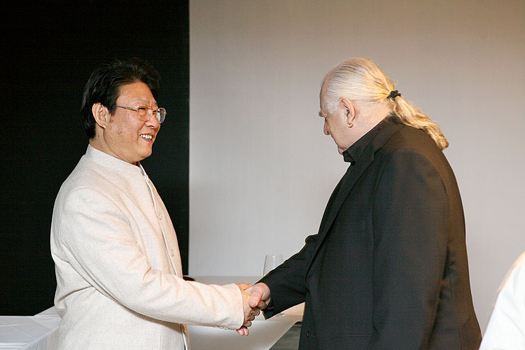 Opening of the exhibitions in Egon Schiele Art Centrum:  Opera in paintings, Traditional Chinese Landscape Painting, Young Artists from China 2008, Jindřich Štreit and Jiří Surůvka, 4. April 2008, photo by: © 2008 Lubor Mrázek