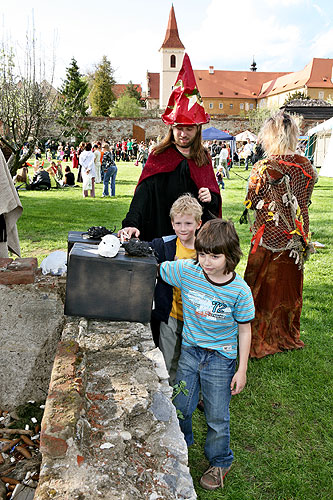 A Bewitched Afternoon for Children, Magical Krumlov Welcomed Springtime, 29th April - 1st May 2008, photo: Lubor Mrázek