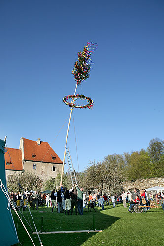 May Pole Celebration, Magical Krumlov Welcomed Springtime, 29th April - 1st May 2008, photo: Lubor Mrázek