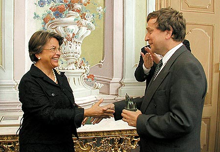 Mr. Aleš Krejčů receives the Europa Nostra Prize for 2002. This prize, awarded in the Art Collections category, goes to the project of restoring and presenting the artefacts of the Český Krumlov Castle Theatre collection on the 13th June 2003, photo: Lubor Mrázek 