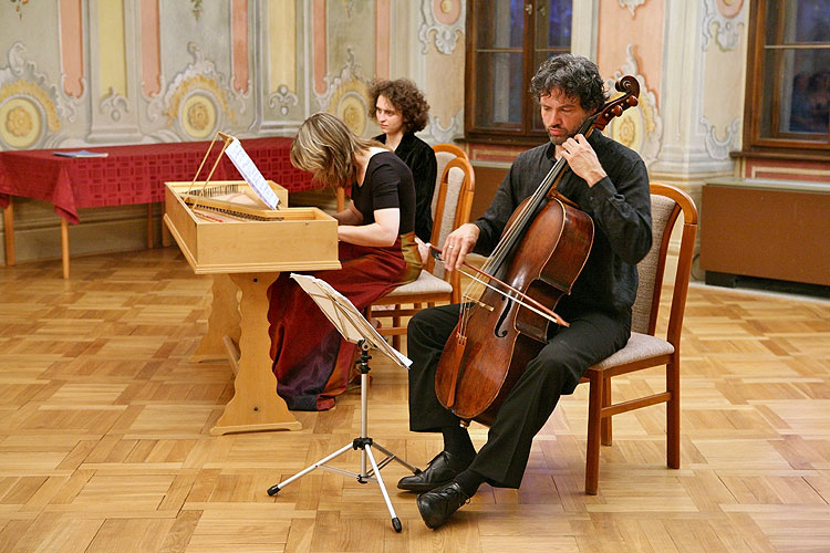 Jiří Bárta - Violoncello, Monika Knoblochová - Cembalo, 3.7.2008, Kammermusikfestival Český Krumlov 2008, Foto: Lubor Mrázek