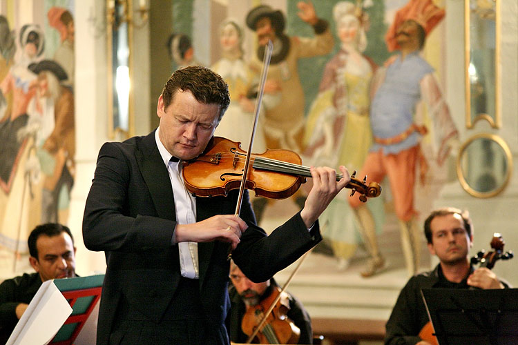 Cappella Istropolitana (Bratislava, Slovakia), Ivan Ženatý - violin, 5.7.2008, Chamber Music Festival Český Krumlov 2008, photo: Lubor Mrázek