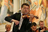 Cappella Istropolitana (Bratislava, Slovakia), Ivan Ženatý - violin, 5.7.2008, Chamber Music Festival Český Krumlov 2008, photo: Lubor Mrázek 