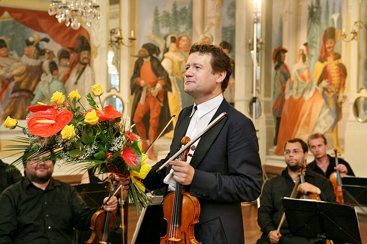 Cappella Istropolitana (Bratislava), Ivan Ženatý - housle, 5.7.2008, Festival komorní hudby Český Krumlov 2008, foto: Lubor Mrázek