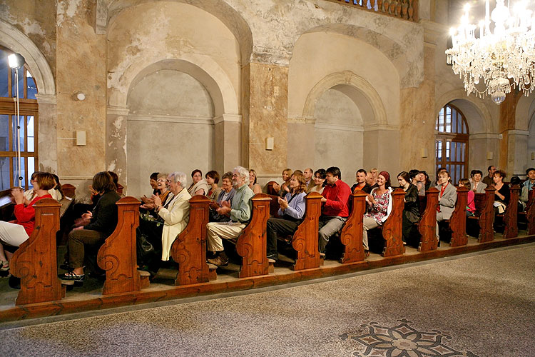 Schola Gregoriana Pragensis, 4.7.2008, Festival komorní hudby Český Krumlov 2008, foto: Lubor Mrázek