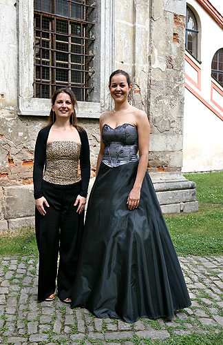 Eva Bublová - organ, Barbora Polášková - vocals, 5.7.2008, Chamber Music Festival Český Krumlov 2008, photo: Lubor Mrázek