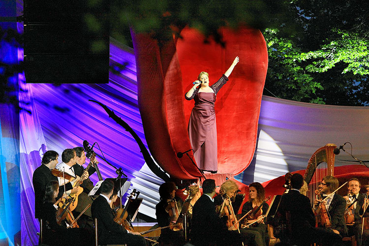 Eröffnungskonzert – „Liebe und Tod“ - Alison Bolshoi (USA) – Sopran, Richard Zeller (USA) – Bariton, Eric Jordán (USA) – Bass, Die Prager Kammerphilharmonie, Dirigent: Daniel Raiskin(Niederland/Russland), 18.7.2008,Internationales Musikfestival Český Krumlov, Bildsquelle: Auviex s.r.o., Foto: Libor Sváček