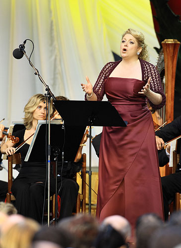 Operatic Gala Concert „Love and Death“ -  Alison Bolshoi (USA) – soprano, Richard Zeller (USA) – baritone, Eric Jordan (USA) – bass, Prague Philharmonia, conductor: Daniel Raiskin (Netherlands/Russia), 18.7.2008, International Music Festival Český Krumlov 2008, source: Auviex s.r.o., photo: Libor Sváček