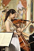 Philharmonic Chamber Orchestra, Pavel Prantl artistic director, Barbora Kolářová, Michal Sedláček, Petra Vilánková, Markéta Janoušková, Ui-Youn Hong – violin (South Korea), conductor: Mr. Kerry Stratton (Canada), 19.7.2008, International Music Festival Český Krumlov 2008, source: Auviex s.r.o., photo: Libor Sváček 