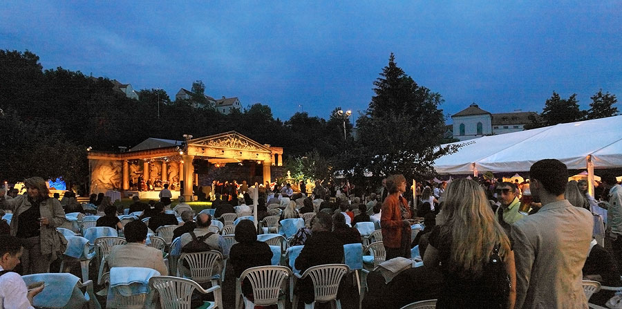 Griechischer Abend, Brauereigarten, 26.7.2008, Internationales Musikfestival Český Krumlov, Bildsquelle: Auviex s.r.o., Foto: Libor Sváček