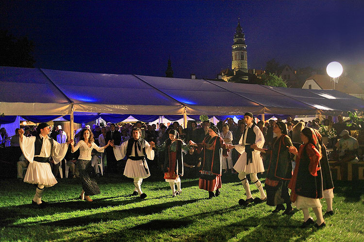 Greek Night, Brewery Garden, 26.7.2008, International Music Festival Český Krumlov 2008, source: Auviex s.r.o., photo: Libor Sváček