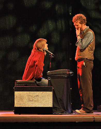 Markéta Irglová, Glen Hansard (Ireland) and their guests / Concert by the winners of this year’s music Oscars, 2.8.2008, International Music Festival Český Krumlov 2008, source: Auviex s.r.o., photo: Libor Sváček