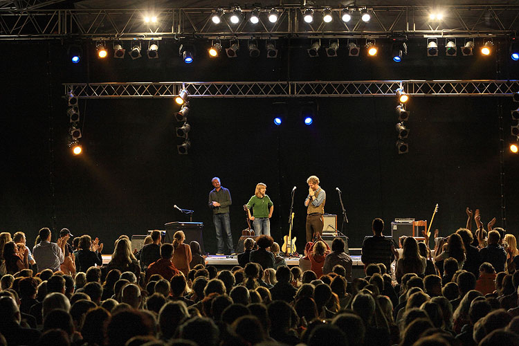 Markéta Irglová, Glen Hansard a hosté, 2.8.2008, Mezinárodní hudební festival Český Krumlov, zdroj: Auviex s.r.o., foto: Libor Sváček