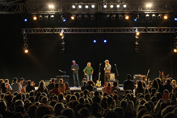 Markéta Irglová, Glan Hansard (Irland) und Gäste / Konzert der Oscar-Inhaber, 2.8.2008, Internationales Musikfestival Český Krumlov, Bildsquelle: Auviex s.r.o., Foto: Libor Sváček