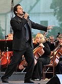 A Night on Broadway - Soloists: Jan Horvath, Doug La Brecque, Debbie Gravitte (USA), Moravian Philharmonic Olomouc, Conductor: Randall Craig Fleischer (USA), 9.8.2008, International Music Festival Český Krumlov 2008, source: Auviex s.r.o., photo: Libor Sváček 