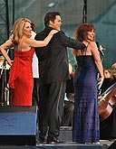 A Night on Broadway - Soloists: Jan Horvath, Doug La Brecque, Debbie Gravitte (USA), Moravian Philharmonic Olomouc, Conductor: Randall Craig Fleischer (USA), 9.8.2008, International Music Festival Český Krumlov 2008, source: Auviex s.r.o., photo: Libor Sváček 