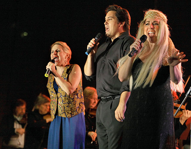 A Night on Broadway - Soloists: Jan Horvath, Doug La Brecque, Debbie Gravitte (USA), Moravian Philharmonic Olomouc, Conductor: Randall Craig Fleischer (USA), 9.8.2008, International Music Festival Český Krumlov 2008, source: Auviex s.r.o., photo: Libor Sváček